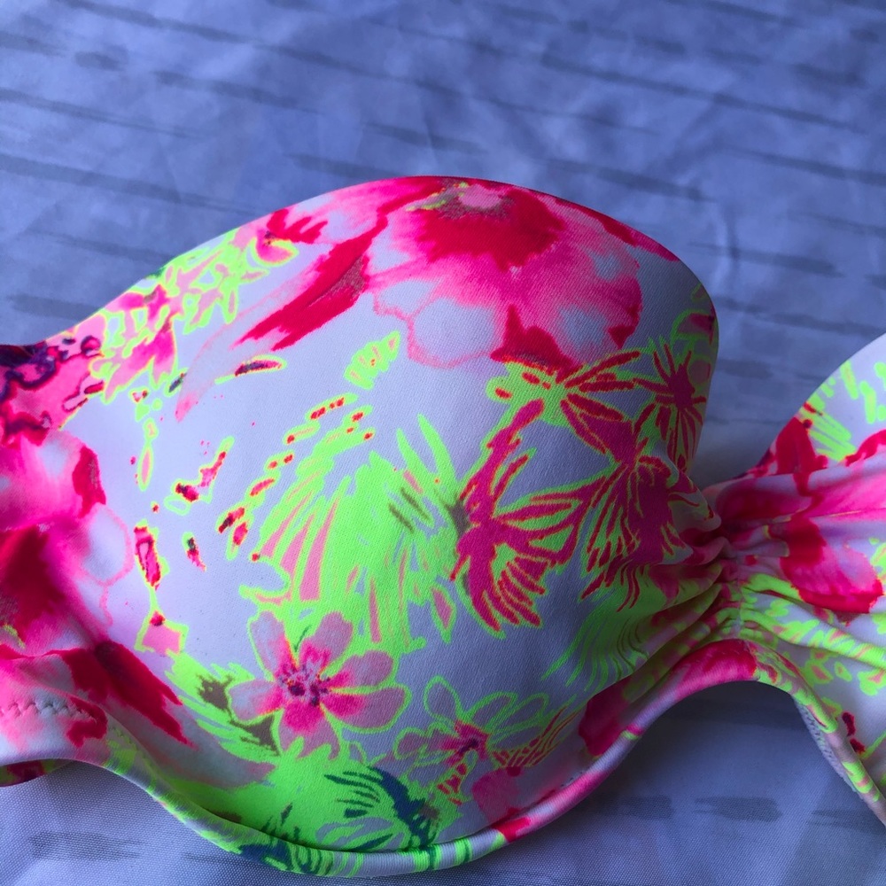 Victoria’s Secret 34C Strapless Bikini Top - Picture 4 of 7